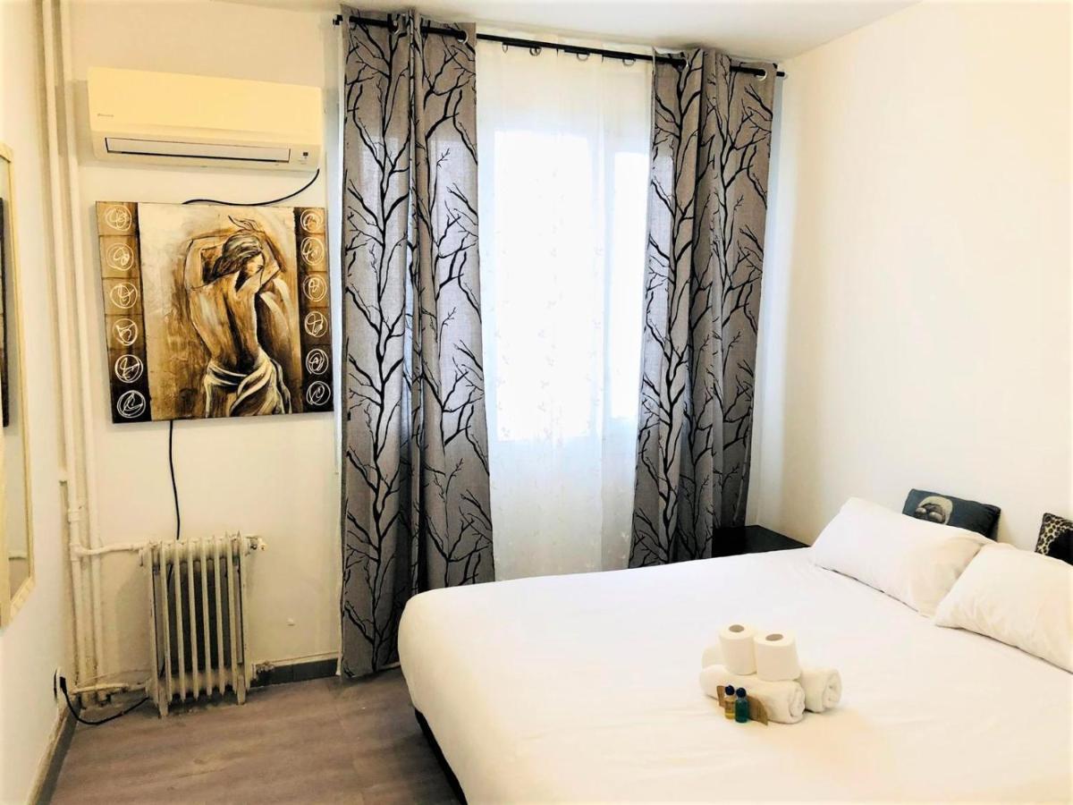 Deluxe Room Center Madryt Zewnętrze zdjęcie